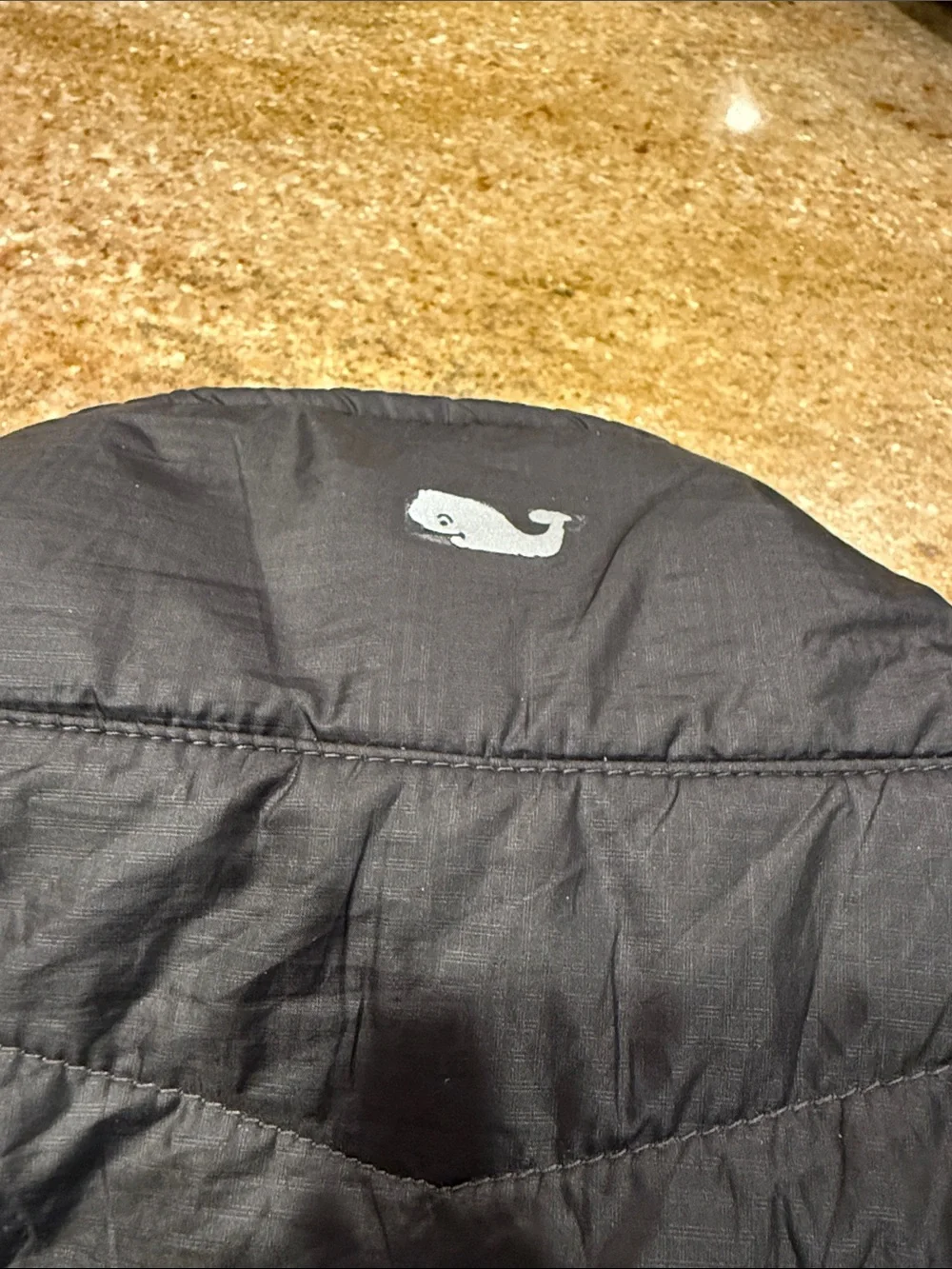 Men’s Vineyard Vines puffer vest